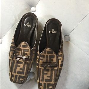 Fendi Mules 7.5